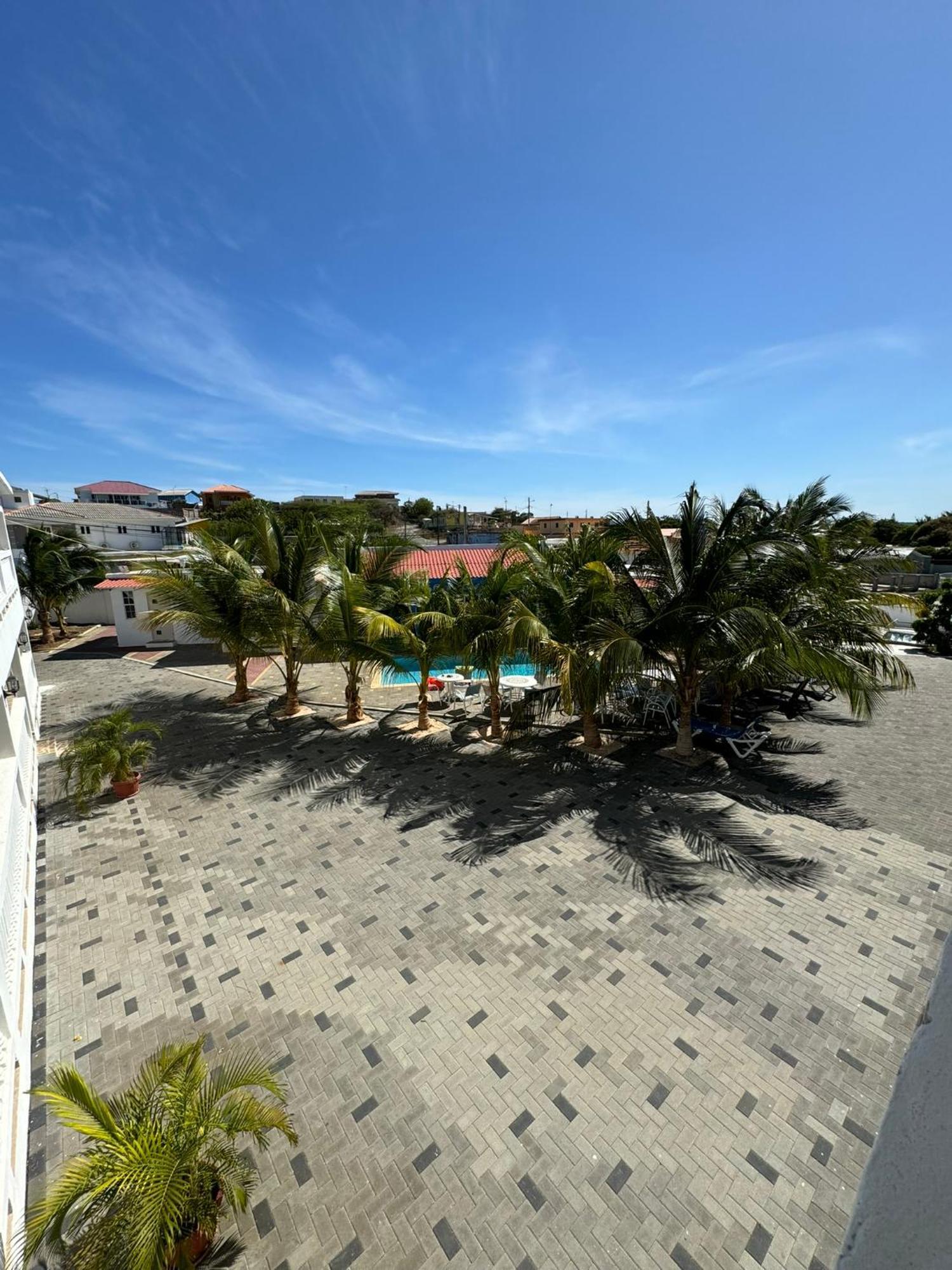 Maca Apartments Виллемстад Экстерьер фото